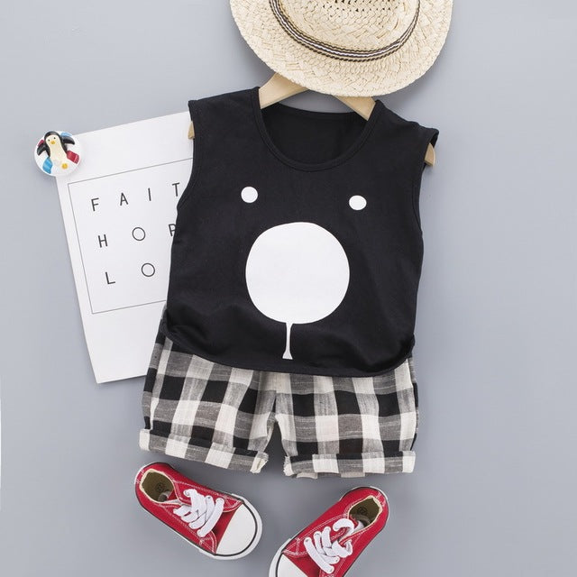 Cute bear face print vest + plaid shorts