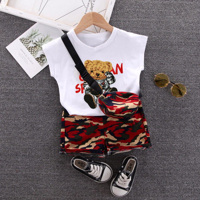 Handsome Cartoon Bear Short Sleeve with Camouflage Bag + Camouflage Shorts