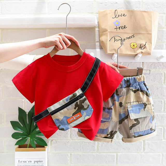 Summer Cool T-Shirt with Camouflage Bag + Camouflage Shorts