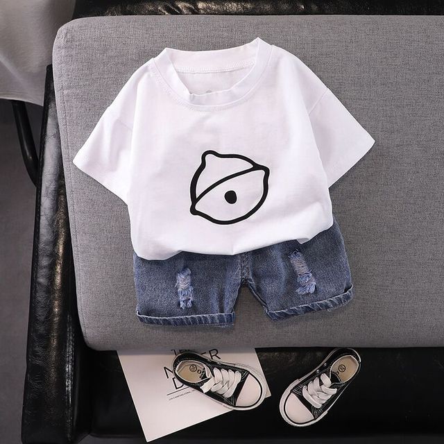 Simple Style Doraemon Anime T-Shirt + Ripped Jeans
