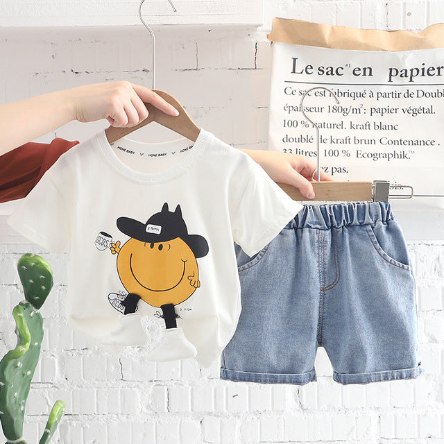 Smile Cartoon Emoji T-Shirt + Denim Shorts
