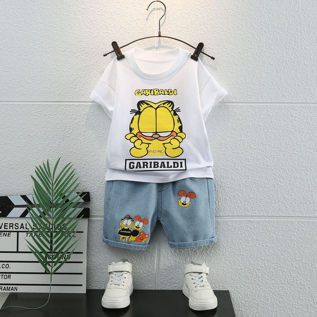 Thinking Cartoon Garfield T-Shirt + Denim Shorts