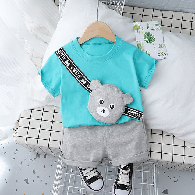 Acting Cute T-Shirt with Cartoon Koala Bag + Shorts