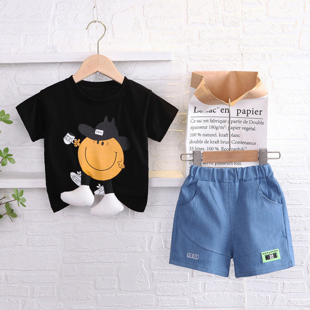 Clever Emoji Print T-Shirt + Shorts