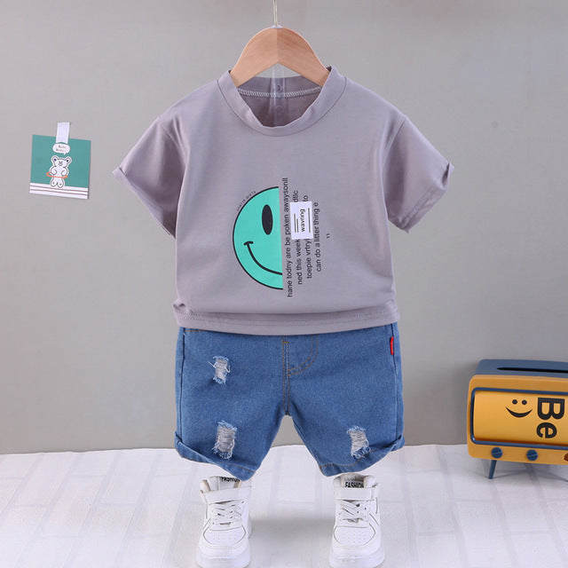 Simple Style Letter Expression Print T-Shirt + Ripped Jeans