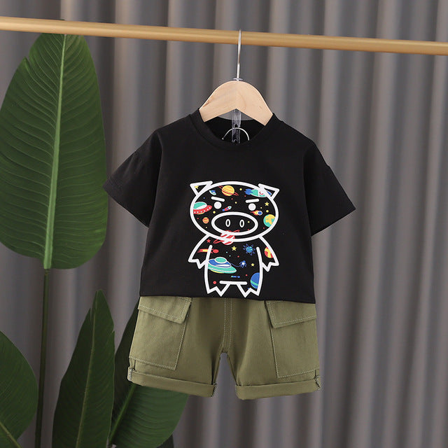Clever Cartoon Rainbow Pig T-Shirt + Shorts